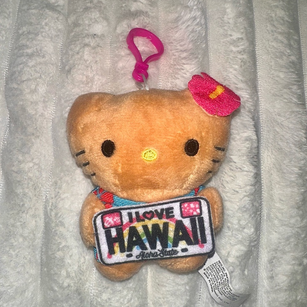 Hawaii Hello Kitty Plush Keychain